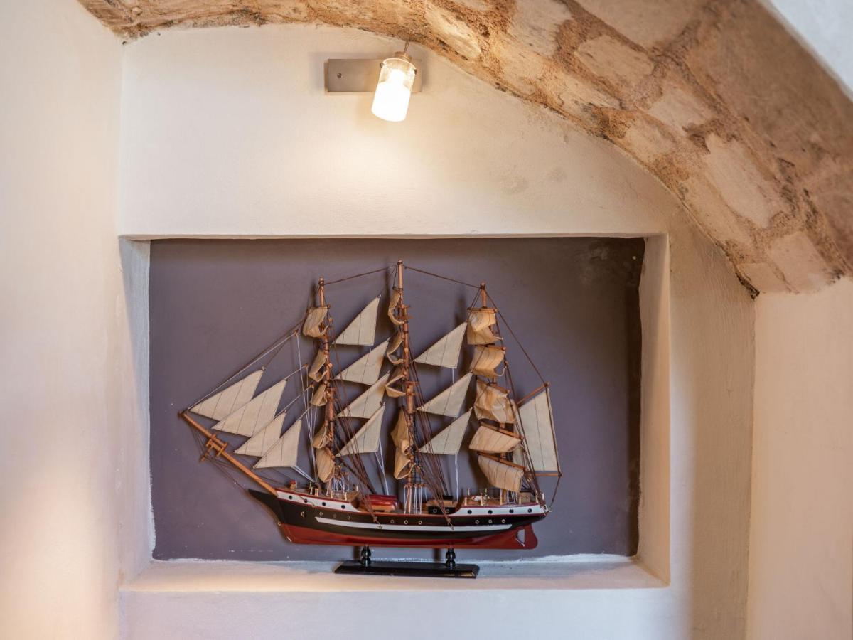 Vintage Holiday Home In Ragusa Ibla With Balcony Bagian luar foto